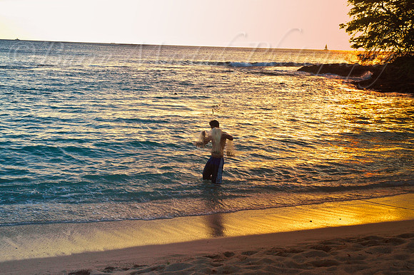 Fisherman_Tossing_Net,_Paradise_Cove-0008.jpg